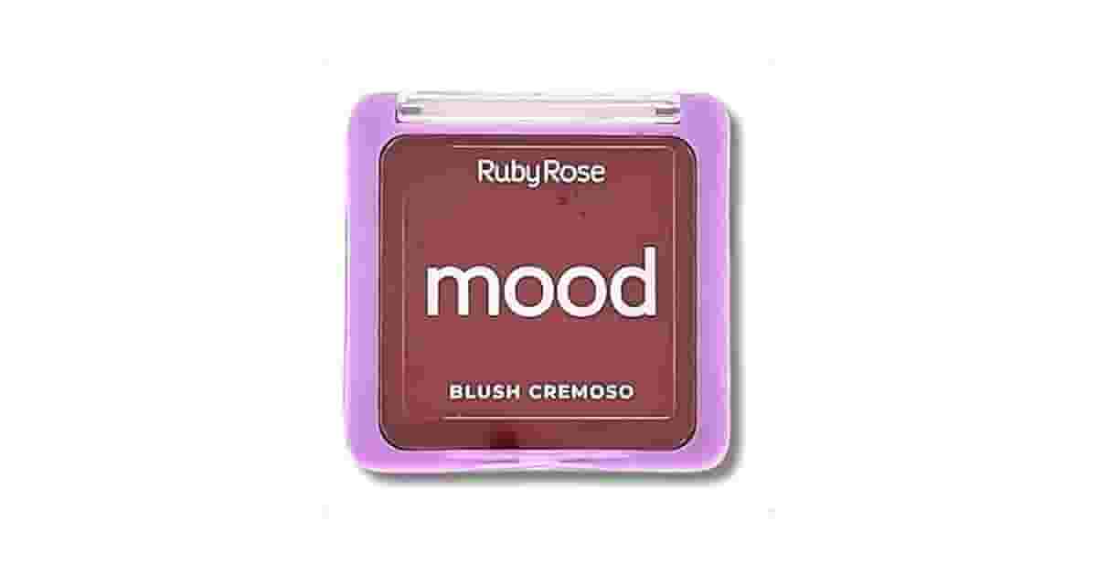 Melhor blush para pele clara: Cremoso ou em pó?