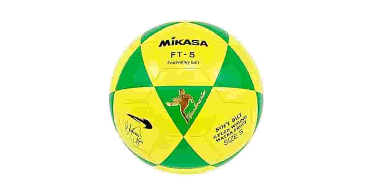 Melhor Bola de Futevolei: Altinha ou Profissional?