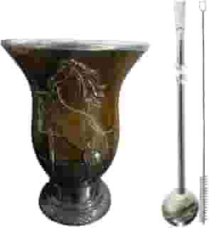 Kit Cuia de Chimarrão Artesanal com Gravura de Cavalo, Marrom Escuro, com Bomba de Chimarrão Inox 21cm C/Anel Cuia com Rosca e Bocal Duplo + Escova de Limpeza
