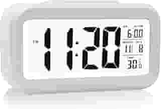 Relógio Despertador de Mesa Digital Inteligente com Luz de Fundo, Sensor de Temperatura, 8 Alarmes, Timer e Calendário – Compacto, Moderno Despertador Digital Cabeceira ou Relógio de Mesa