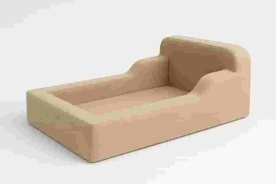 Cama Infantil Montessoriana Bege 100% Espuma, com colchão embutido 0,88 x 1,88 Altura de 40 cm