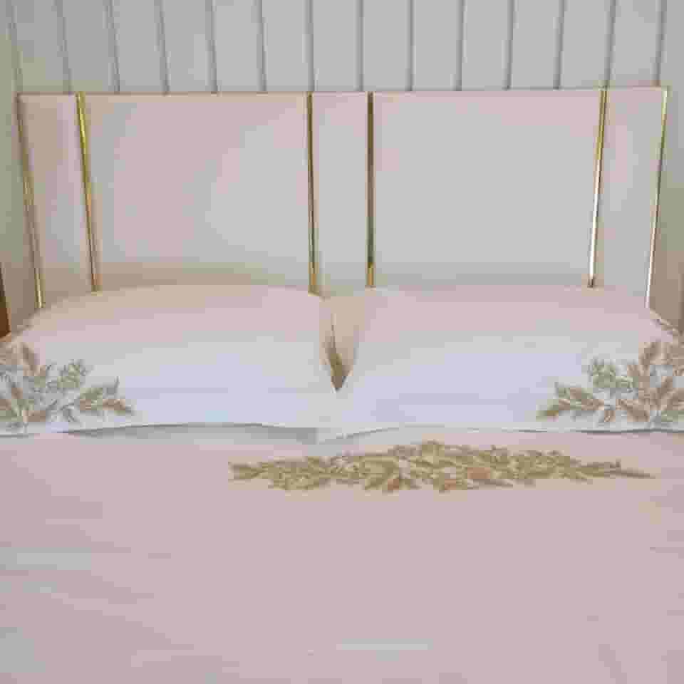 Cabeceira estofada antialergica Adesiva em módulos (Branco, Cama Queen 1,60 x 0,60)