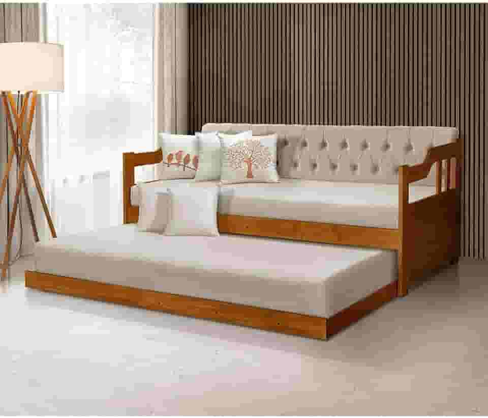 Sofá Cama Dublin Estofado Capitonê Veludo Bege Madeira Maciça com Cama Auxiliar - Castanho