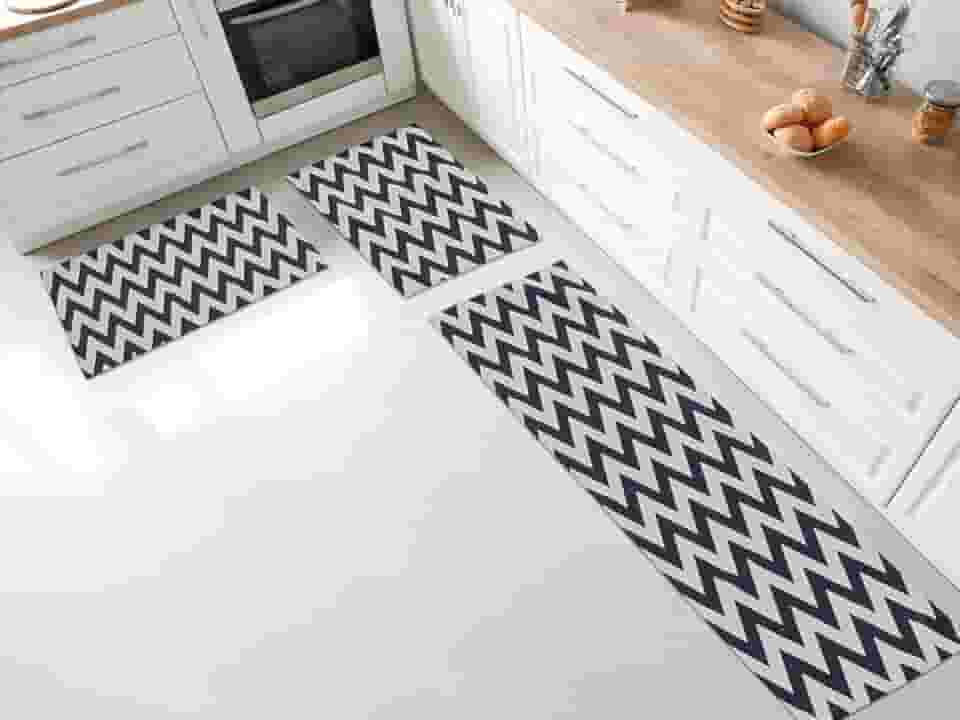 Jogo Tapete e Passadeira para Cozinha Antiderrapante em Jacquard - 1,30x0,45m e 65x45cm (Chevron Preto)