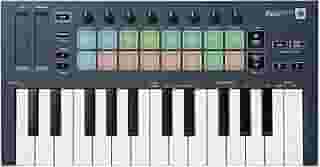 Teclado MIDI compacto Novation FLKey Mini para FL Studio