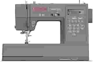 SINGER | Máquina de costura pesada eletrônica HD6700 com aplicações de costura 411 - Costura facilitada