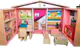 100, Artesanal Casinha de Boneca com Móveis Estilo Maleta - Madeira - 5 Ambientes - Rosa