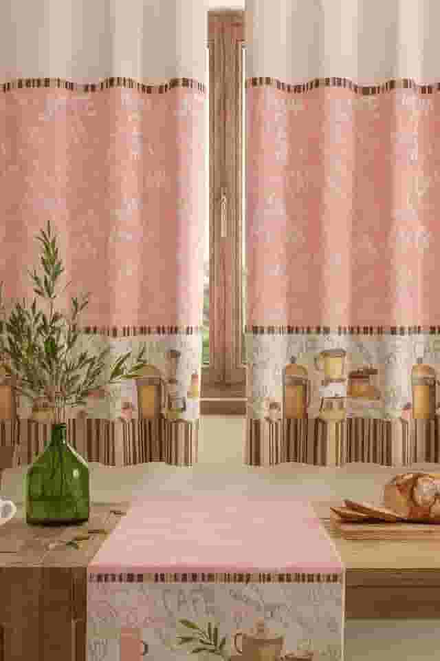 Cortina Cozinha Oxford 2,00x1,40 Estampada Cappuccino Janela Vitrô Ilhós Blackout Blecaute Decorativa Poliéster Varão (Cappuccino Rosa)