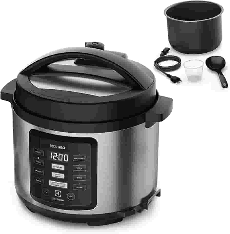 Panela pressão elétrica Electrolux digital capacidade 5L silenciosa segura 10 travas segurança 9 receitas pré-programadas PCC15 inox preto 127v por Rita Lobo