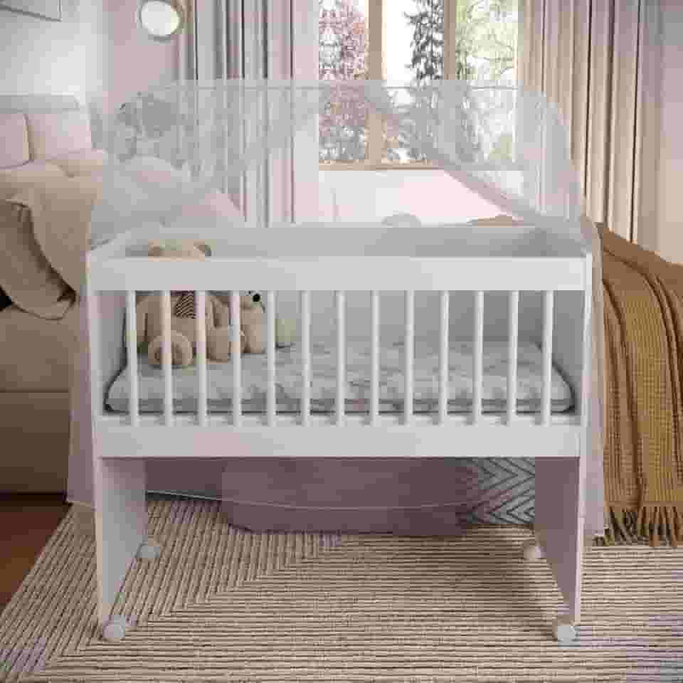 Mini Berço Infantil Com Rodinhas Colchão Impermeável Criança Certificado Inmetro (Branco)