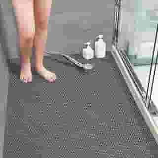 Tapete Antiderrapante Para Banheiro, Chuveiro, Box, Piscina, Áreas Molhadas (Onda Cinza, 0,70 X 1,20)