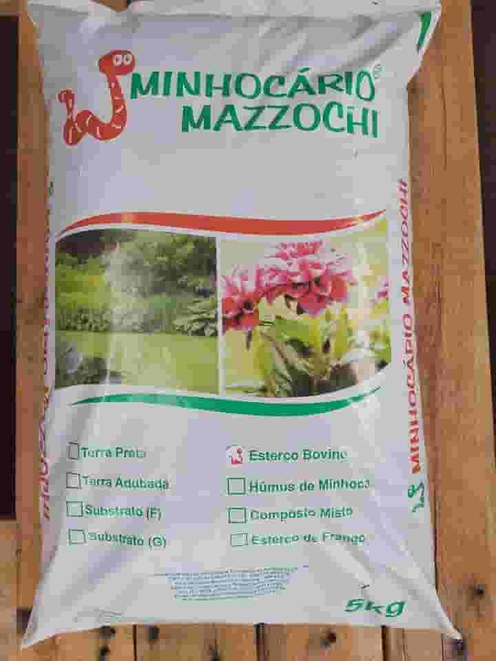 Adubo Orgânico Esterco Currral Bovino 5kg - Minhocário Mazzochi - Natural, Plantas, Hortas,