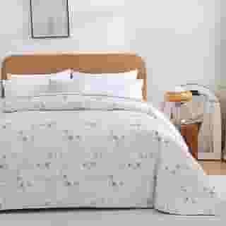 Edredom Casal 300 Fios Sono Leve 2,20m x 2,40m Estampado (Butterfly Areia)