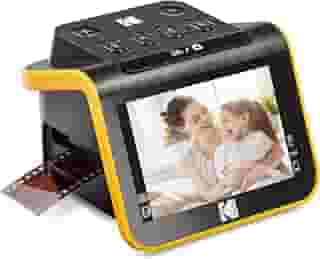 Scanner de Negativos e Slides KODAK Slide N SCAN, tela LCD grande de 5', converte negativos e slides 126, 110 coloridos e preto e branco de 35 mm, para fotos digitais JPEG de 22MP de alta resolução