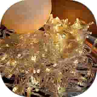 Cordão Pisca LED Branco Quente 10 Metros – Decoração Natal, Festas, Varanda, Jardim, Casamento, Luz Decorativa Econômica, Linha Premium, Flexível e Durável para Ambientes Internos e Externos 220V