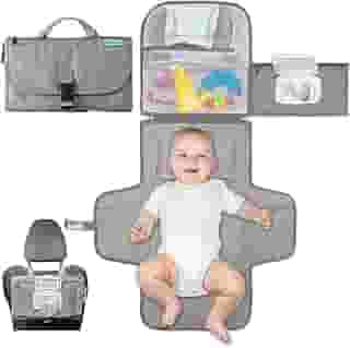 Trocador de fraldas portátil, trocador portátil para meninas e meninos recém-nascidos – trocador de bebê com bolso inteligente para lenços – Kit de troca de viagem à prova d'água –