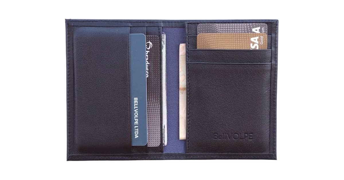 Melhor Carteira Slim Masculina: Couro vs. Alumínio