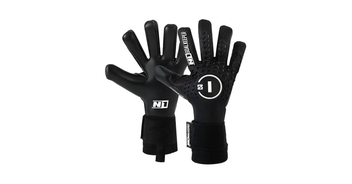Qual a Melhor Luva de Goleiro da N1: Profissional ou Semi Profissional?