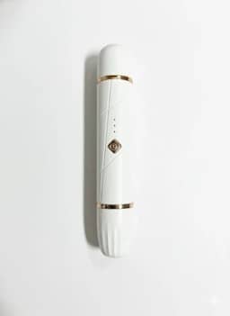 2 em 1 Lixador Elétrico para Unhas de Cachorros e Gatos e Mini Maquinhinha de Cortar Pelos Pet | Recarregável via USB, Baixo Ruído, Uso Seguro | Ideal para Animais de Pequeno a Médio Porte