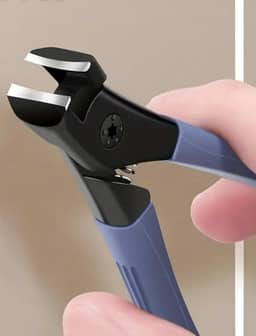 1 cortador de unhas profissional de aço inoxidável com capa anti-respingos - aparador afiado para unhas grossas e largas - perfeito para homens e idosos, azul