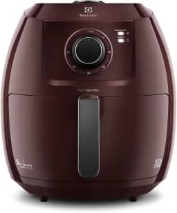 Electrolux Fritadeira Elétrica sem oleo Air fryer 5L 8 receitas pré-sugeridas desligamento automatico cesto removivel 1700W EAF51 vermelho escuro 127v por Rita Lobo