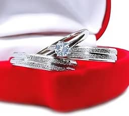 Anel de Namoro Par Aliança Compromisso Solitário e Caixa de Veludo Noivado Diamantada Aço Inox Prata(13/14,15/16)