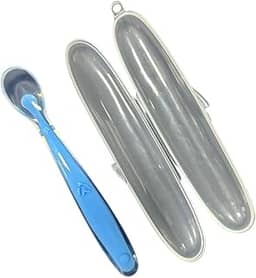 Colher de Silicone para Bebê com Estojo Azul - Ideal para Introdução Alimentar, Suave e Flexível para Gengivas Sensíveis, Livre de BPA, Fácil de Limpar, Perfeita para Papinhas, Inclui Estojo Higiênico para Viagens e Passeios