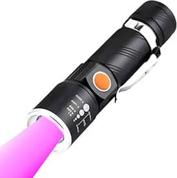 Lanterna de Luz Negra UV - LED Ultravioleta – Detecta Mofo, Escorpiões, Urina de Pet Gatos Cachorros, Marca de Segurança em Cédulas, Tintas Invisíveis. Recarregável e Resistênte à Água