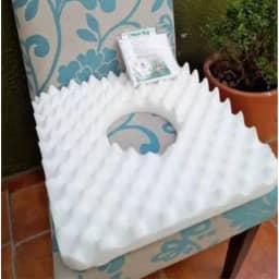 Almofada Caixa de Ovo Escaras Hemorroida com Orificio Removivel mais Capa protetor impermeável