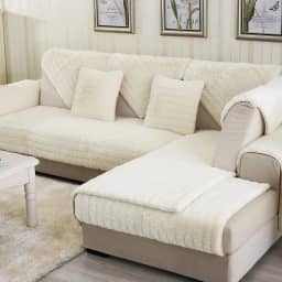 vctops Capa de sofá macia e quente de pele sintética, capas de sofá de pelúcia com seções salsichas, capa de sofá antiderrapante para cães, gatos, animais de estimação, assento reclinável de couro em forma de L, capa para encosto de braço (creme, 71 x 178 cm)