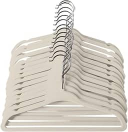 Kit 50 Cabide Infantil Veludo Antideslizante Ultra Fino Moderno (Bege)