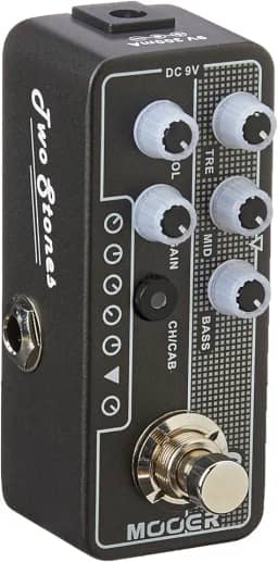 Mooer Pedal Preamp Two Stones M010 | para Guitarra, Digital, Inspirado no TwoRock Coral, Dois Canais, EQ de 3 Bandas, Simulador de Gabinete, Compacto, 9V DC