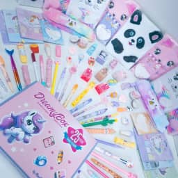 Caixa Surpresa Kawaii Papelaria Fofa 25 Itens Presente Para Menina Adolescente Mulher Aníversário Natal Dia das Crianças