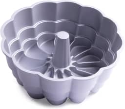 FORMA DECORADA DE BOLO ANTIADERENTE 240X100MM HERCULES UC135-01 EM ALUMINIO