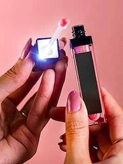 Gloss labial com Brilho cor cereja - com ácido hialurônico e vitamina e - gloss hidratante - com espelho e luz