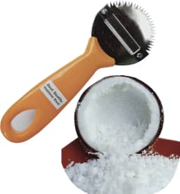 Plai Na Ralador de Coco Manual em Plástico Amarelo, Preto, Vermelho com Lâmina Curva de 6.62 cm