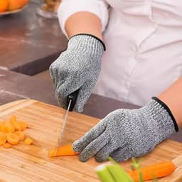 Luvas Resistentes ao Corte Nível 5 – Tamanho M Cinza para Segurança na Cozinha e no Trabalho