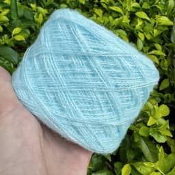 Bola de fio de pompom ultramacia, ideal para cachecóis de tricô, xales e artesanato de decoração de casa