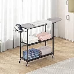Tábua de Passar Roupa, Mesa de Passar Roupa Dobrável, Tábua de Passar Roupa Reforçada, com Duas Prateleiras e Rodas, Facilidade de Movimentação e Organização de Objetos