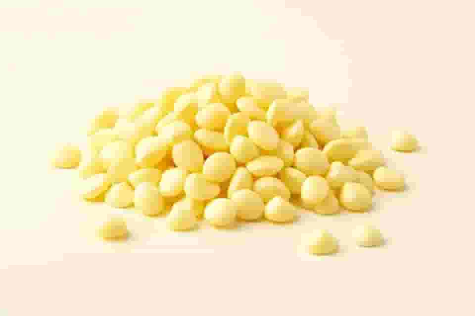 Chocolate Branco em Gotas Premium 1,01kg – Kikakau – Gotas de Chocolate Profissional para Confeitaria, Recheios e Coberturas