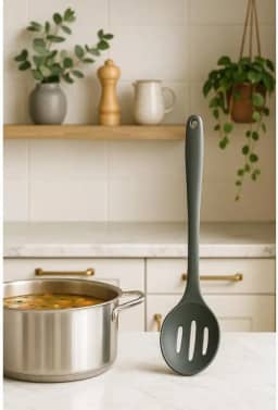 Colher Vazada Silicone Cinza Vista Home