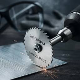 Kit Premium Mini Disco De Corte Serra Circular 6 Peças Com Haste, Para Micro Retífica, Madeira, Alumínio E Plástico, Compatível Universal, Marca VARENZIA