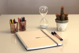 Confetti - Caderno Universitário Basic 1x1 80 Folhas Pautado Capa Incolor