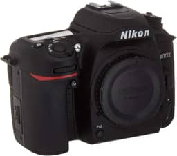 CAMERA DIGITAL NIKON D7500 (CORPO)