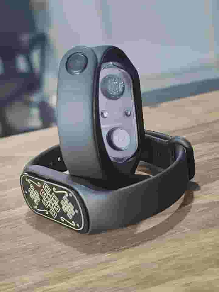 Pulseira Magnética Pulsar MagnetLife, Bracelete de Silicone Ajustável, Verde, com Ímãs de 3500 Gauss e Turmalina